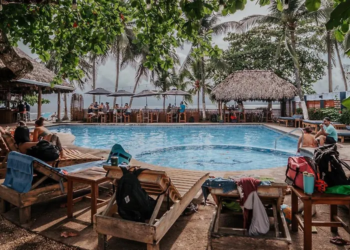 Resorts Guide Socialtel Jaco