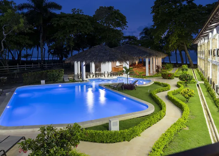 Cheap hotel: Fuego Del Sol Beachfront Hotel